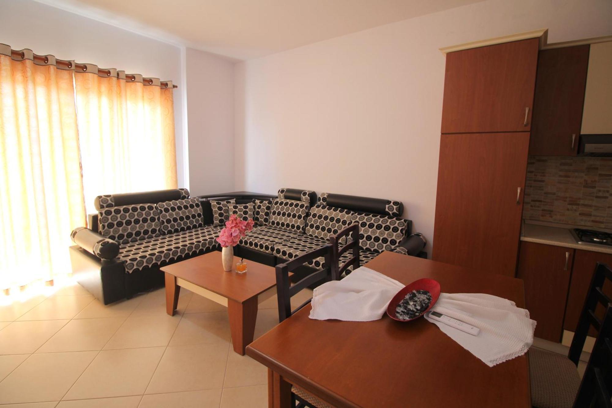 July Seaview Apartments Saranda Dış mekan fotoğraf
