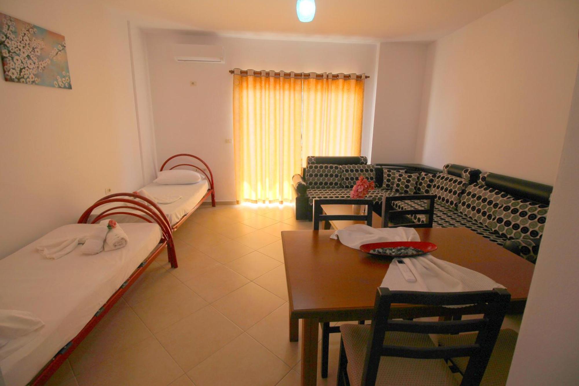 July Seaview Apartments Saranda Dış mekan fotoğraf